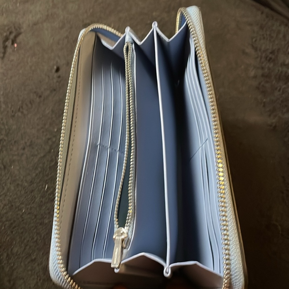 Coach clutch/wallet - Picture 3 of 4